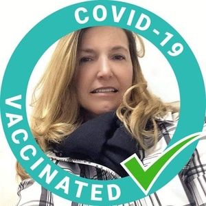 Meet your Posher, Cecilia